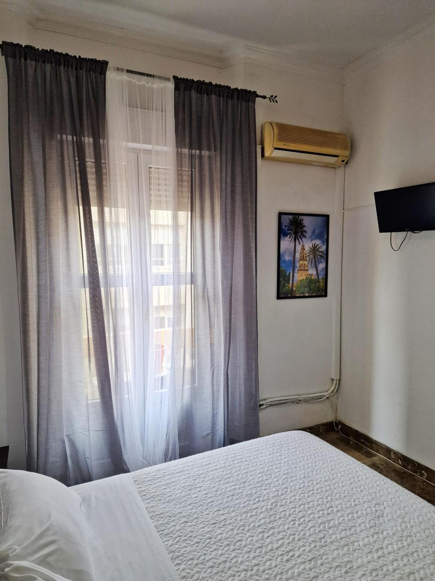 Apartamento El Duque - Plaza De Las Tendillas Cordoba Room photo